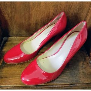 Size 7 Nine West Red Patent Leather chunky heel